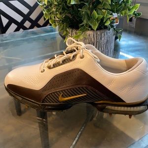 Nike power channel 11 brand new never used